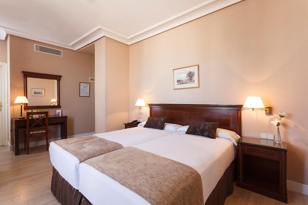 Room Mate Macarena, Madrid Gran Via المظهر الخارجي الصورة