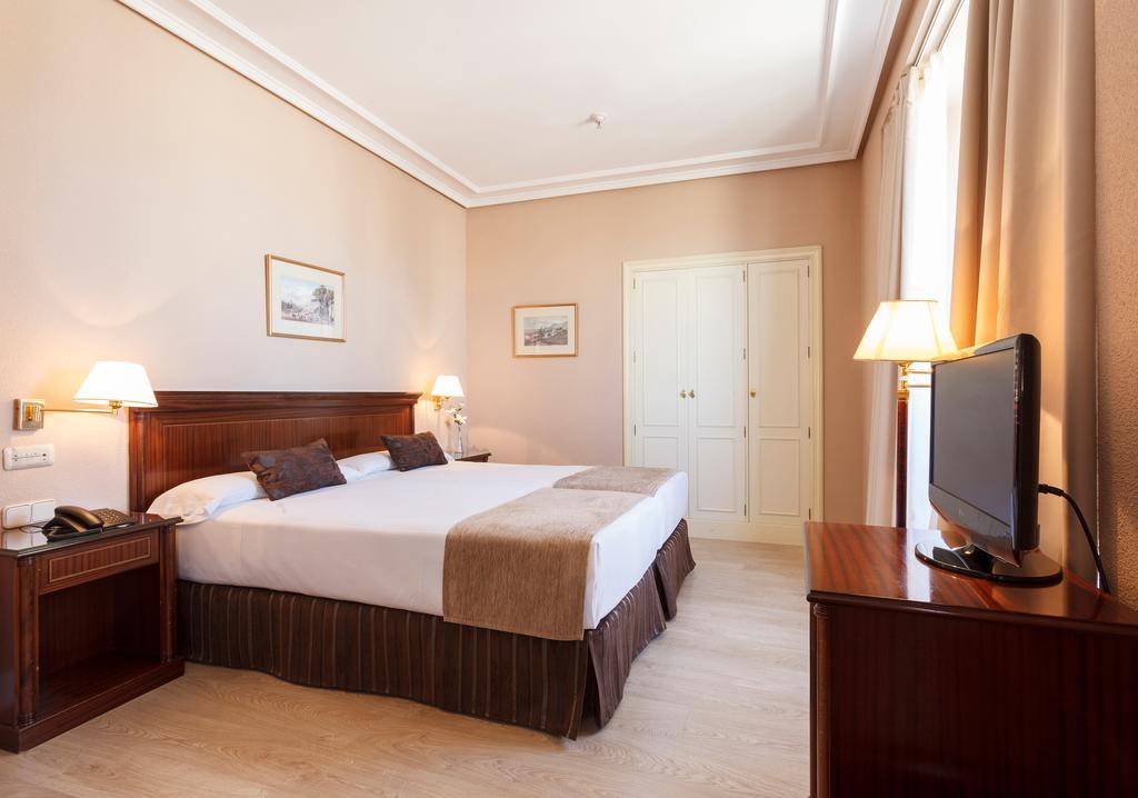 Room Mate Macarena, Madrid Gran Via المظهر الخارجي الصورة