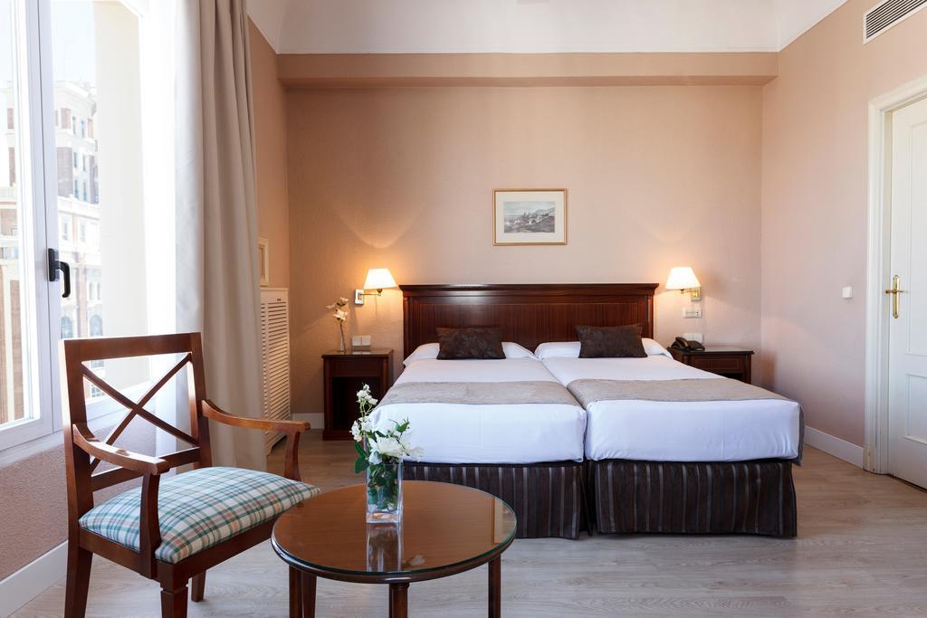 Room Mate Macarena, Madrid Gran Via الغرفة الصورة